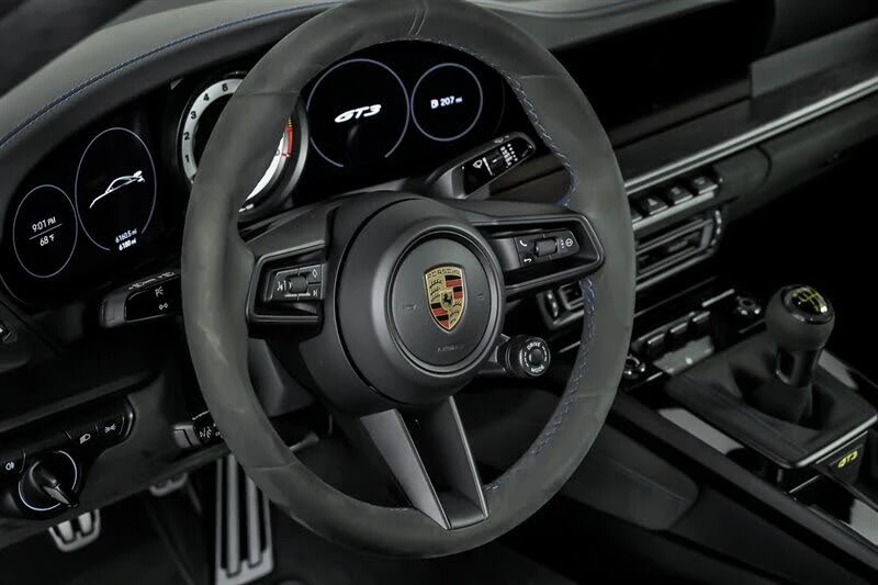 2022 Porsche 992 GT3 - Image 25 of 31