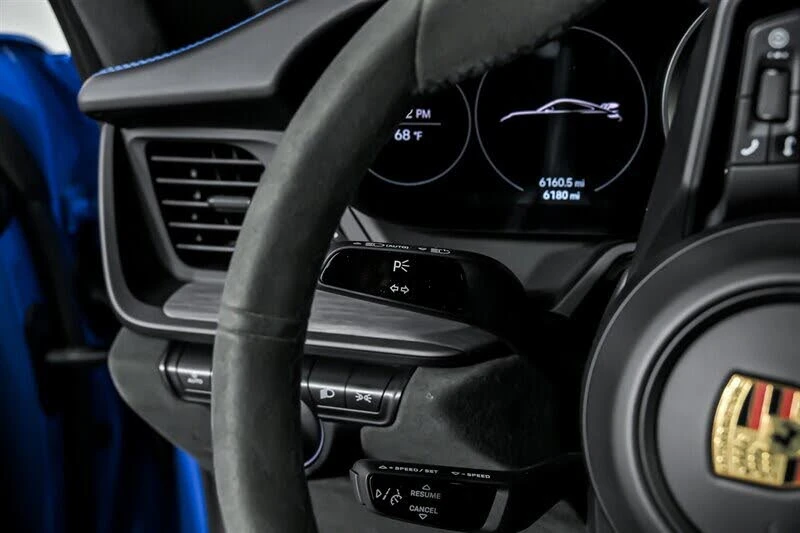 2022 Porsche 992 GT3 - Image 28 of 31