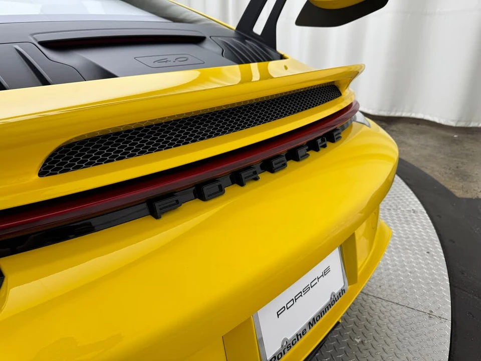 2022 Porsche 992 GT3 - Image 11 of 31