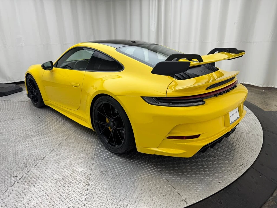 2022 Porsche 992 GT3 - Image 10 of 31