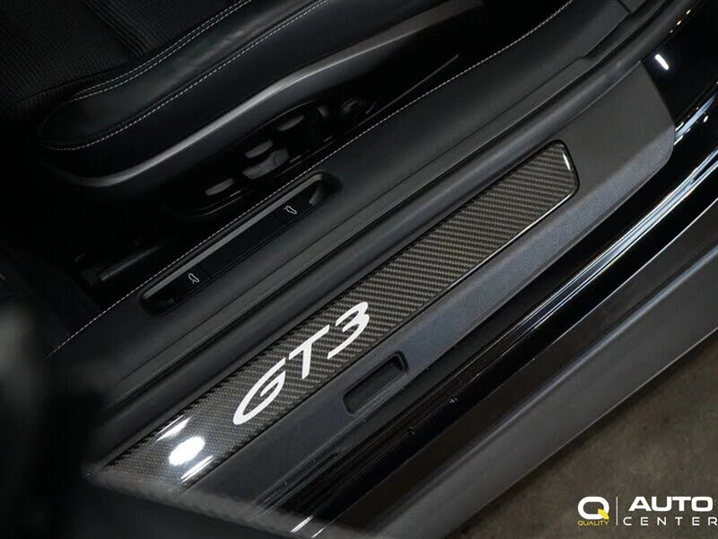 2022 Porsche 992 GT3 - Image 17 of 31