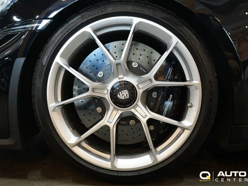 2022 Porsche 992 GT3 - Image 11 of 31