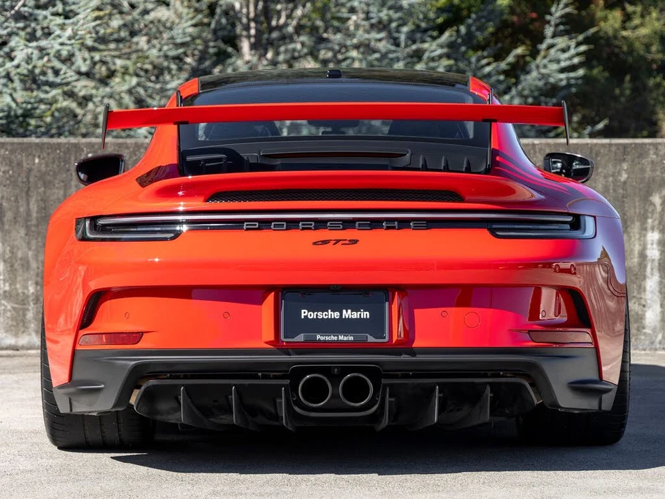 2022 Porsche 992 GT3 - Image 10 of 31