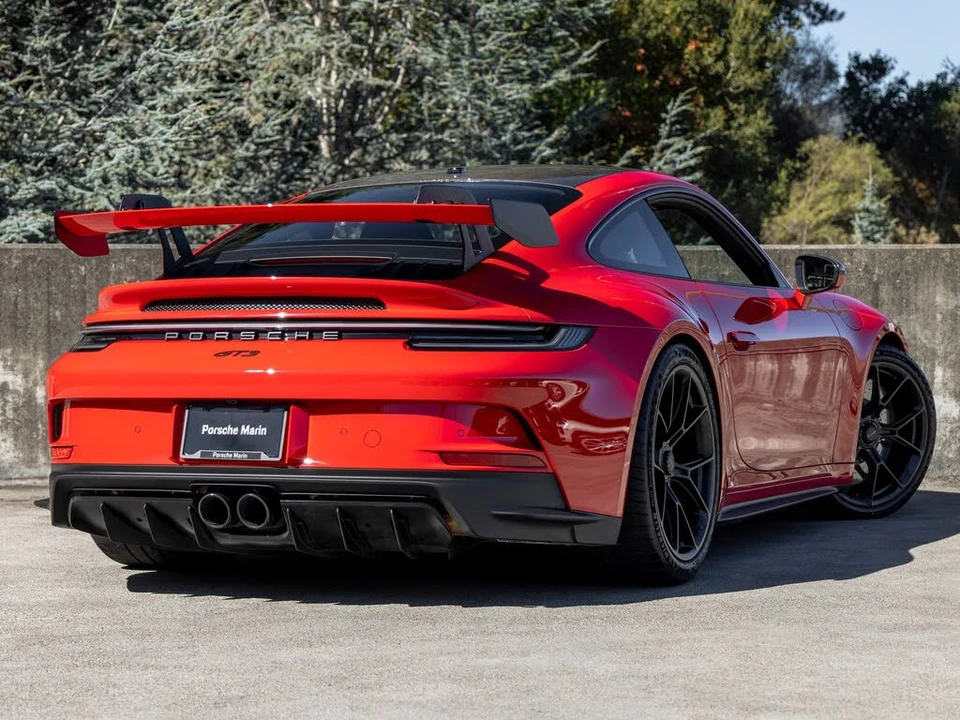 2022 Porsche 992 GT3 - Image 11 of 31