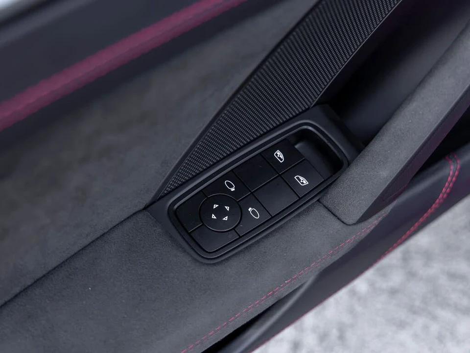 2022 Porsche 992 GT3 - Image 26 of 31
