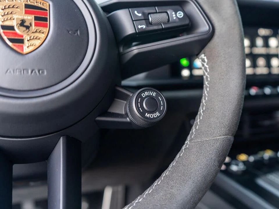 2022 Porsche 992 GT3 - Image 22 of 31