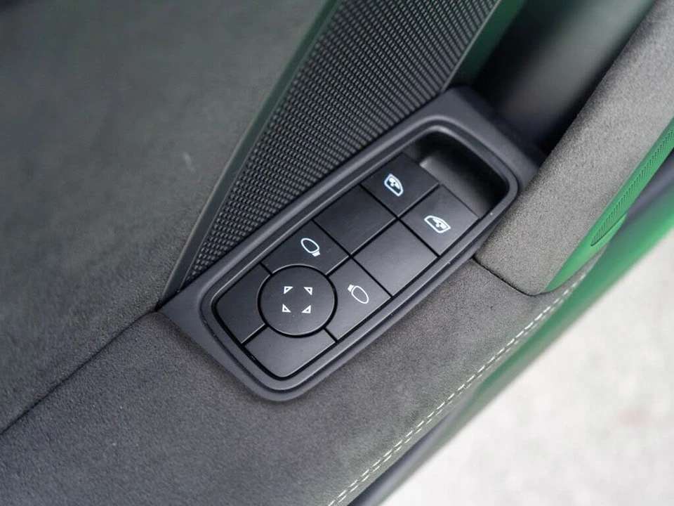 2022 Porsche 992 GT3 - Image 31 of 31
