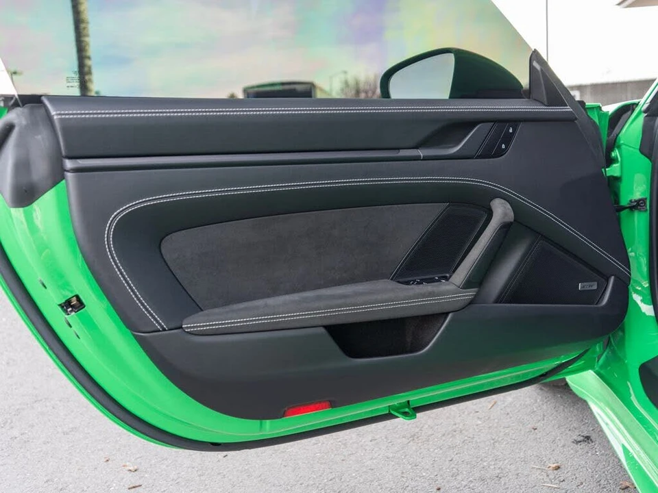 2022 Porsche 992 GT3 - Image 28 of 31