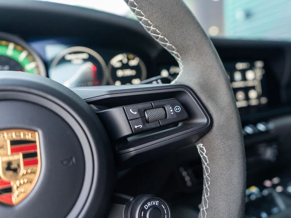 2022 Porsche 992 GT3 - Image 21 of 31