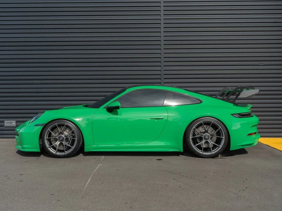 2022 Porsche 992 GT3 - Image 2 of 31