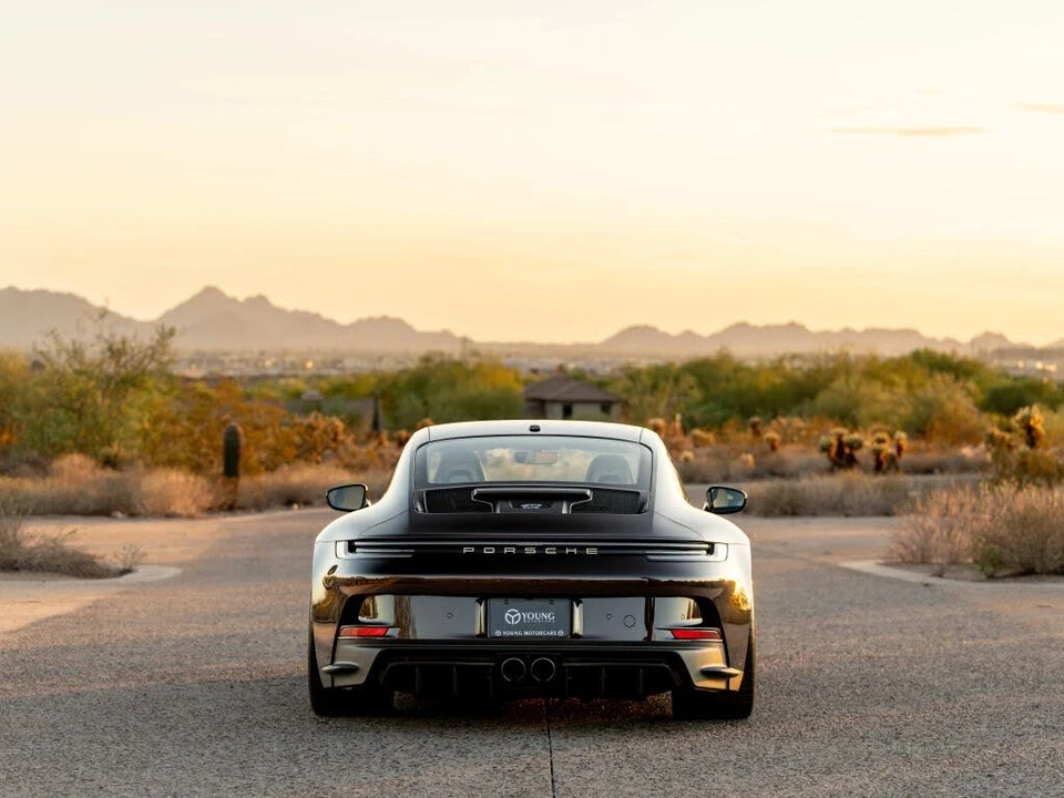 2022 Porsche 992 GT3 - Image 7 of 31