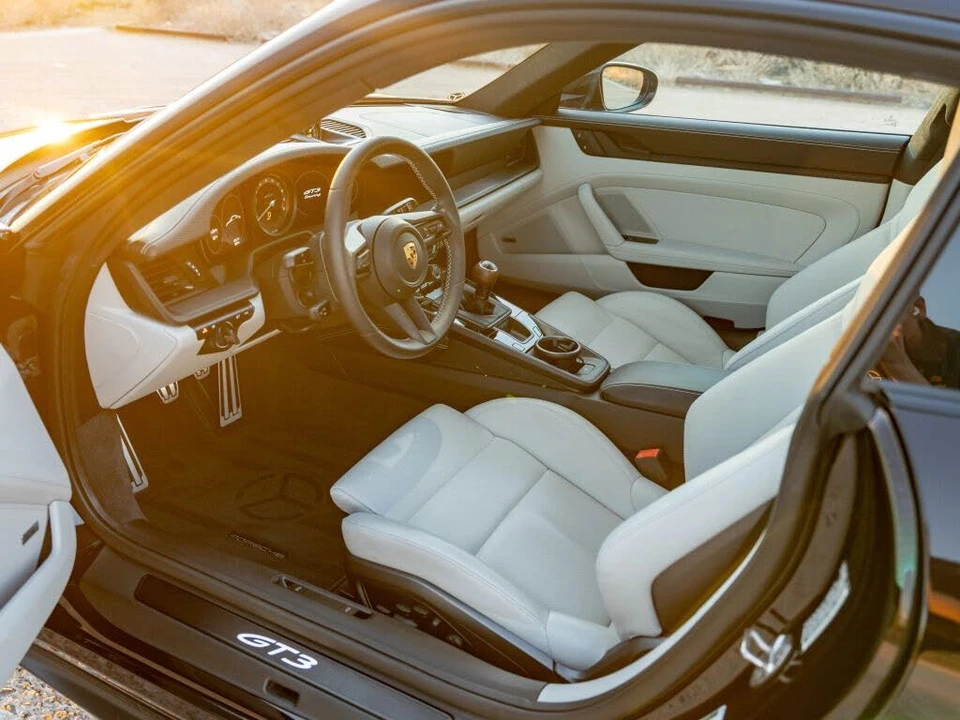 2022 Porsche 992 GT3 - Image 10 of 31