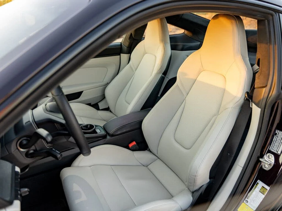 2022 Porsche 992 GT3 - Image 12 of 31