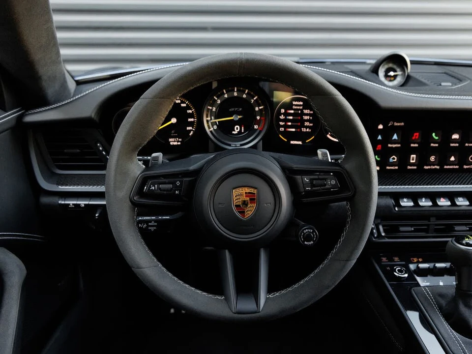 2022 Porsche 992 GT3 - Image 16 of 31