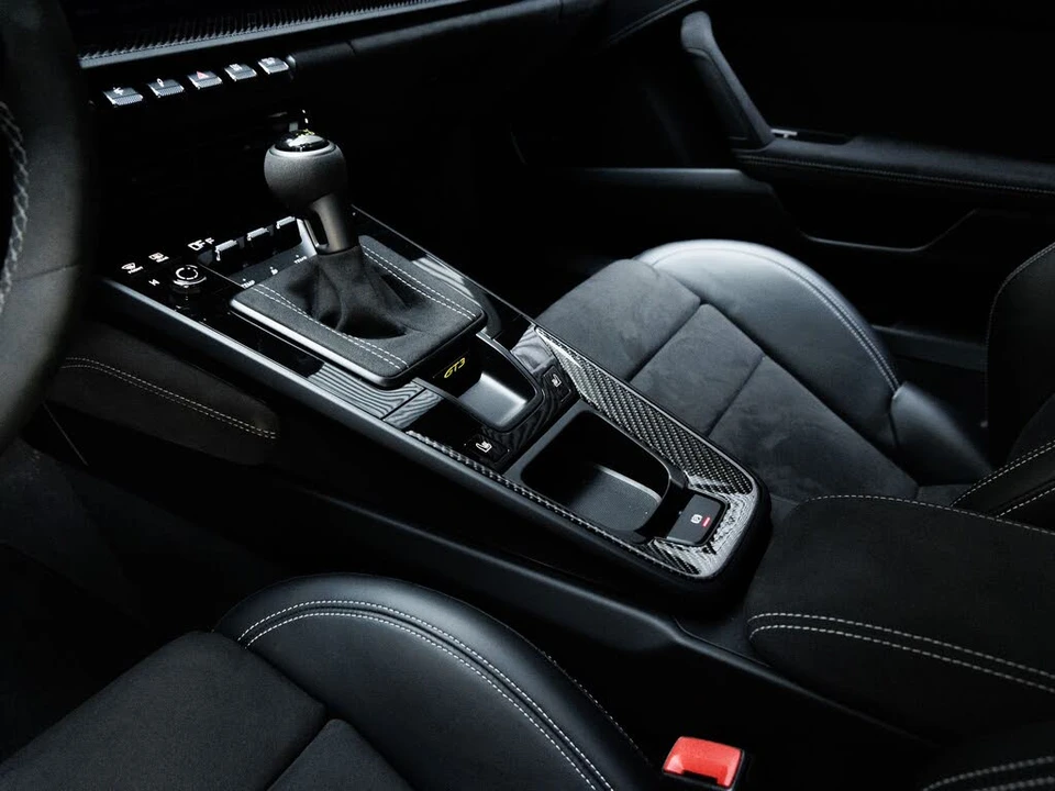 2022 Porsche 992 GT3 - Image 23 of 31