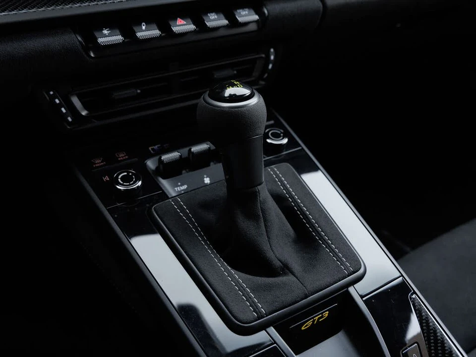 2022 Porsche 992 GT3 - Image 22 of 31