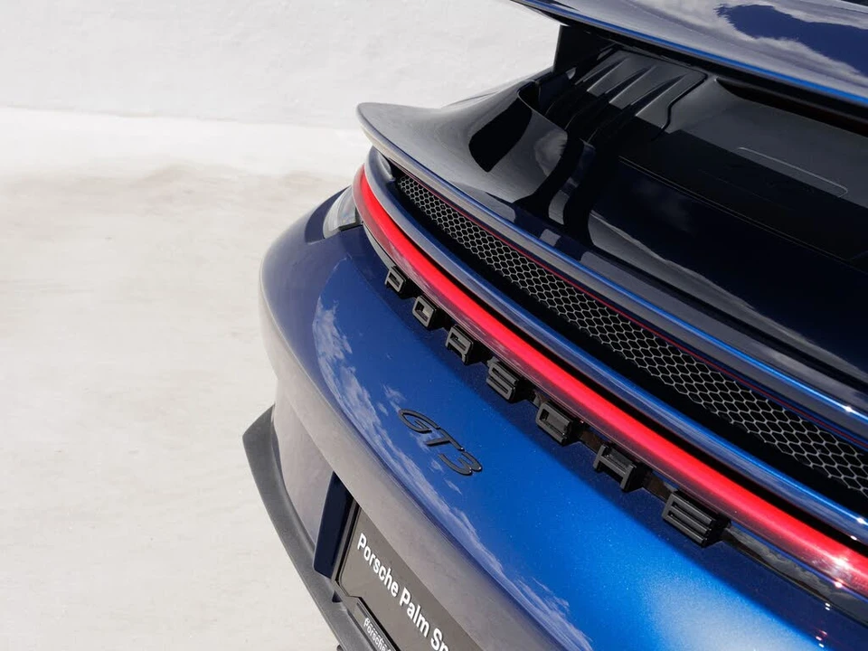 2022 Porsche 992 GT3 - Image 12 of 31