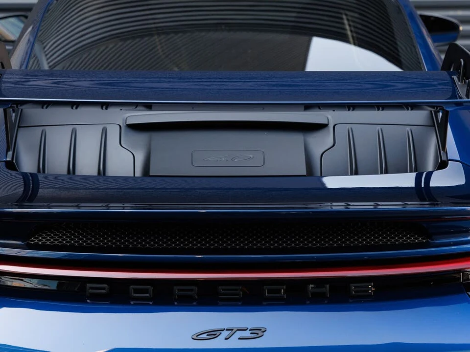 2022 Porsche 992 GT3 - Image 27 of 31