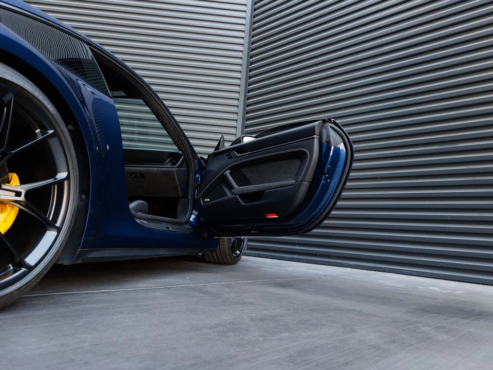 2022 Porsche 992 GT3 - Image 29 of 31