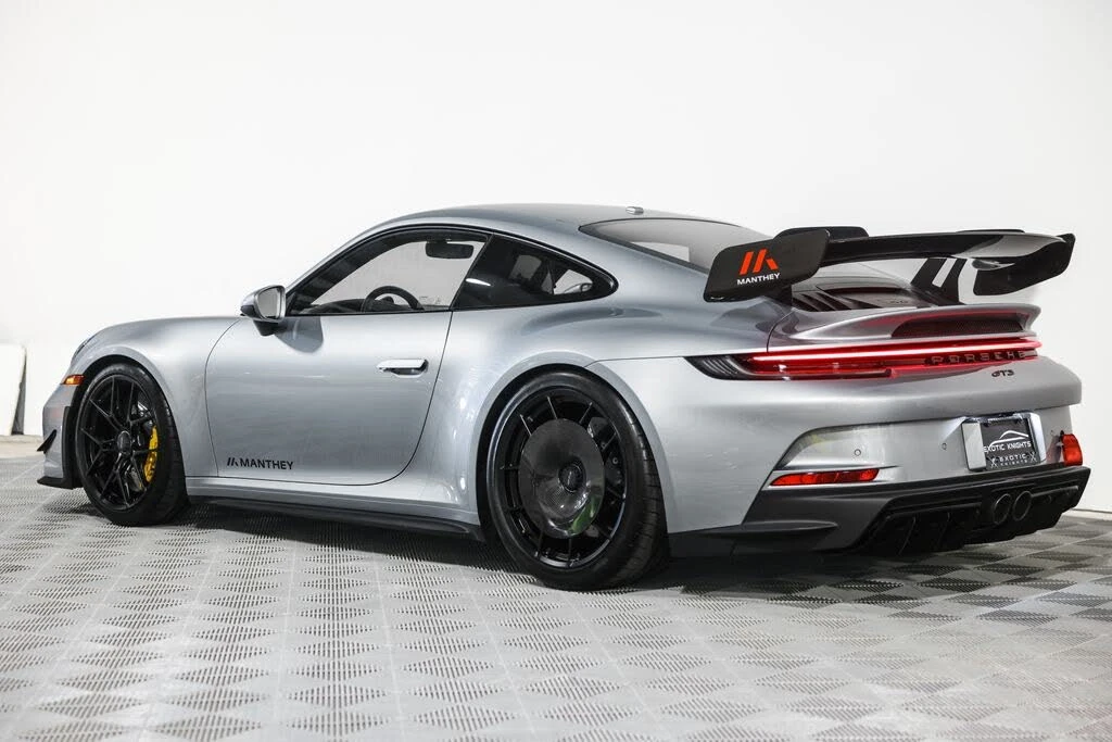 2022 Porsche 992 GT3 - Image 19 of 31