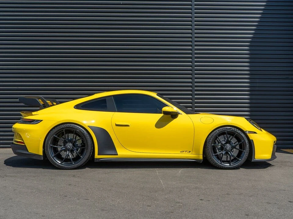 2022 Porsche 992 GT3 - Image 8 of 31