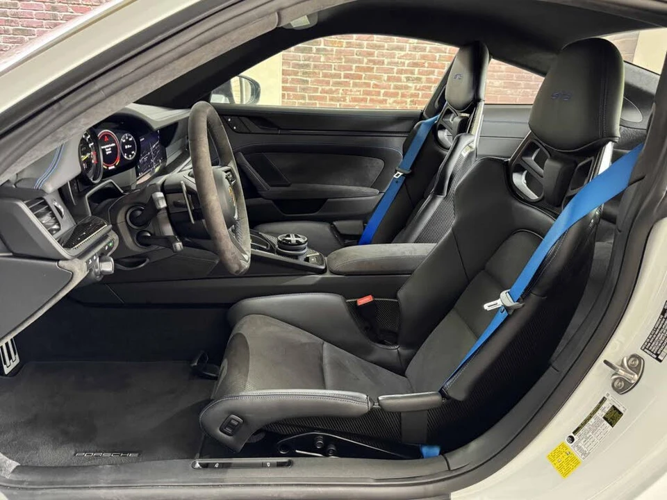 2022 Porsche 992 GT3 - Image 10 of 31