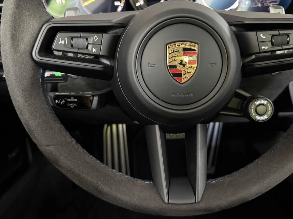 2022 Porsche 992 GT3 - Image 23 of 31