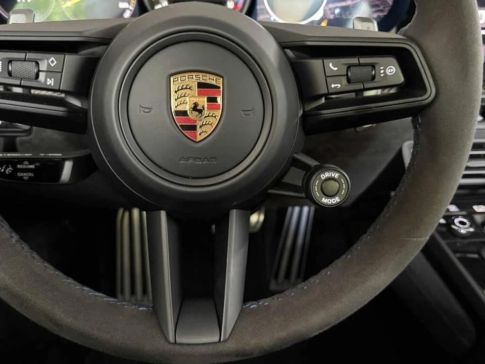 2022 Porsche 992 GT3 - Image 24 of 31