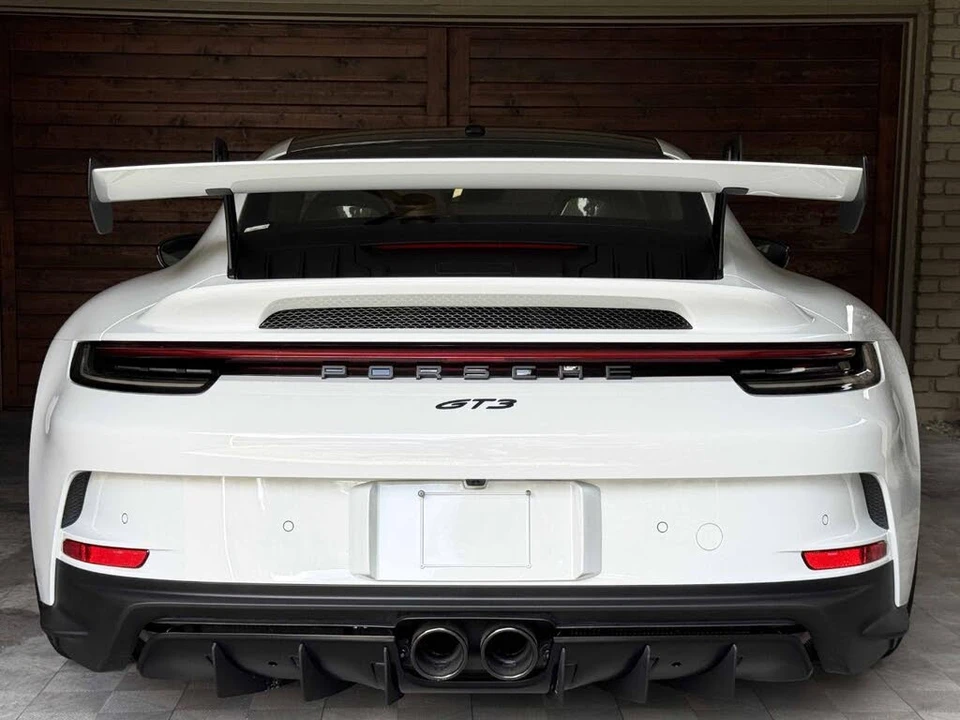 2022 Porsche 992 GT3 - Image 3 of 31