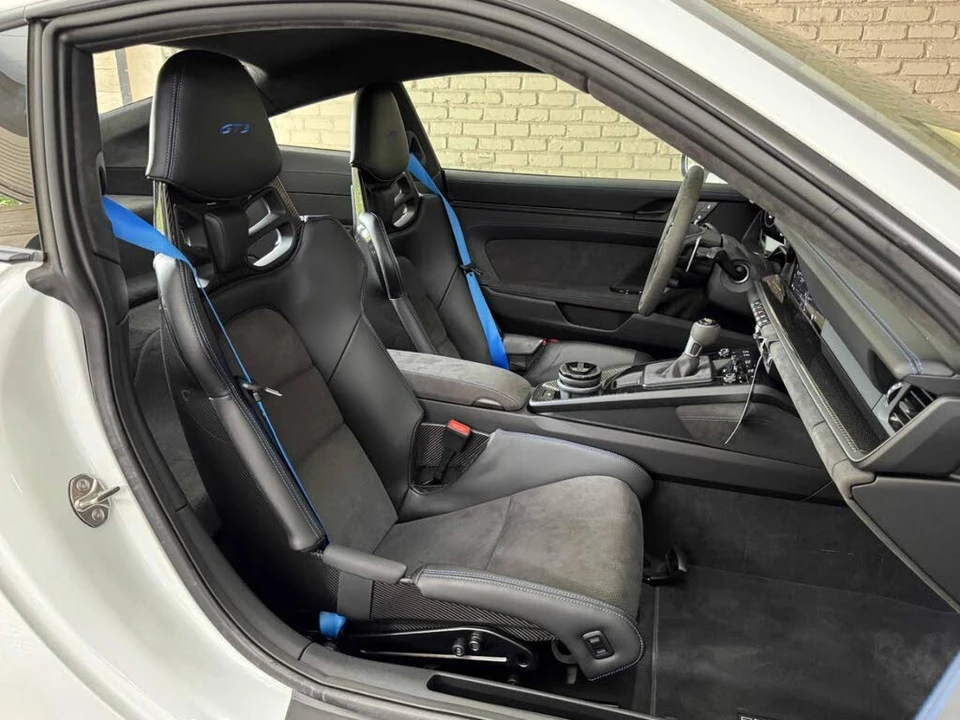 2022 Porsche 992 GT3 - Image 13 of 31