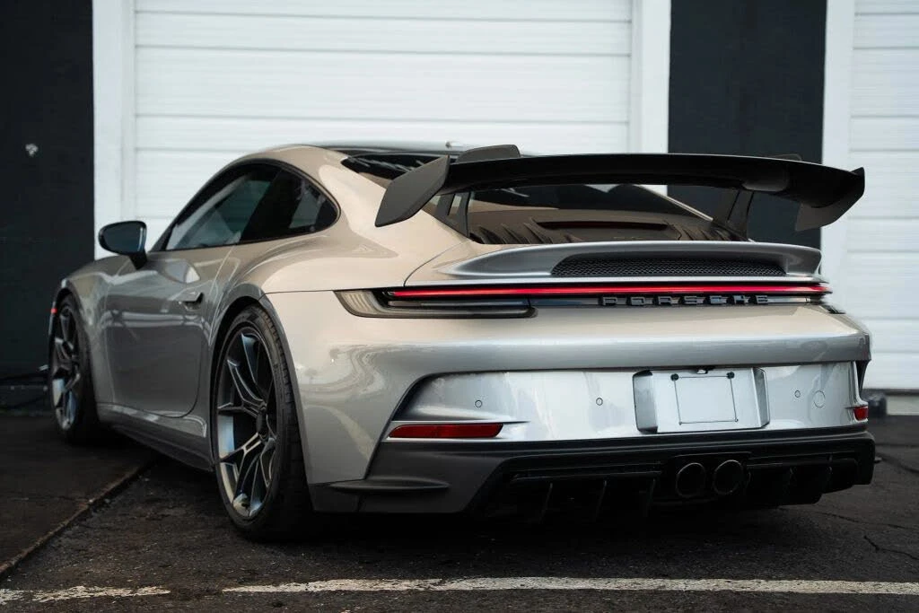 2022 Porsche 992 GT3 - Image 6 of 31