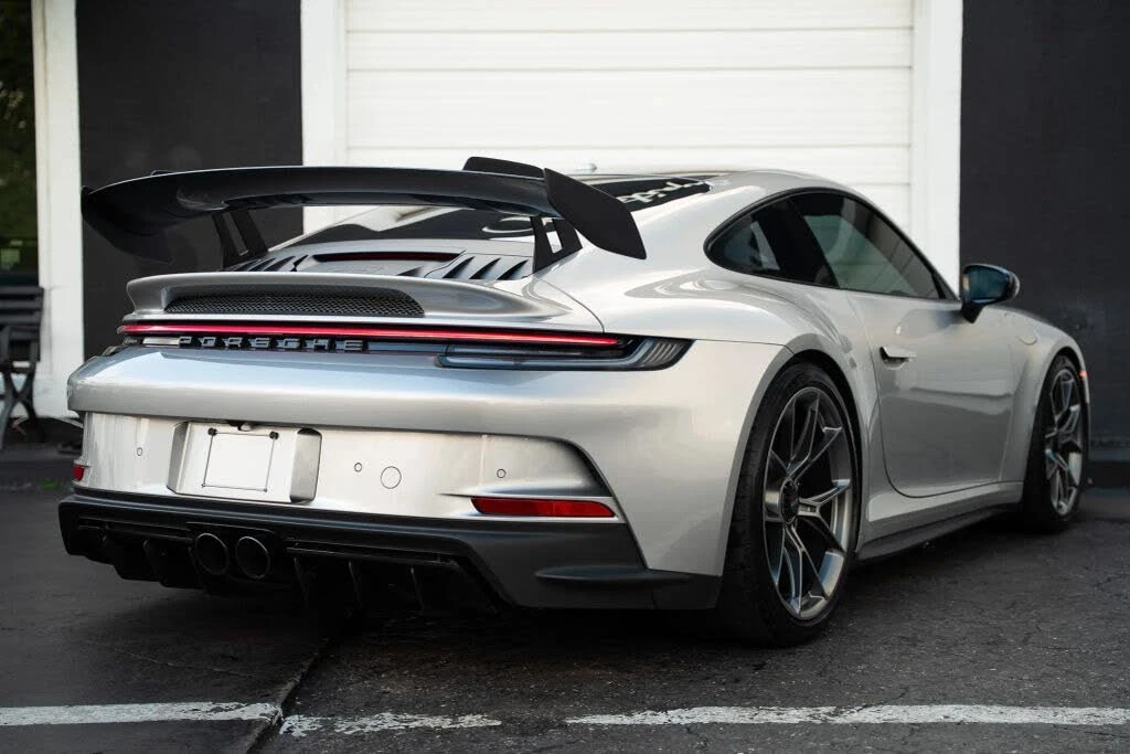 2022 Porsche 992 GT3 - Image 4 of 31