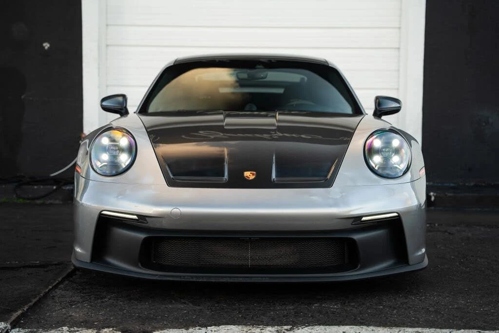 2022 Porsche 992 GT3 - Image 2 of 31