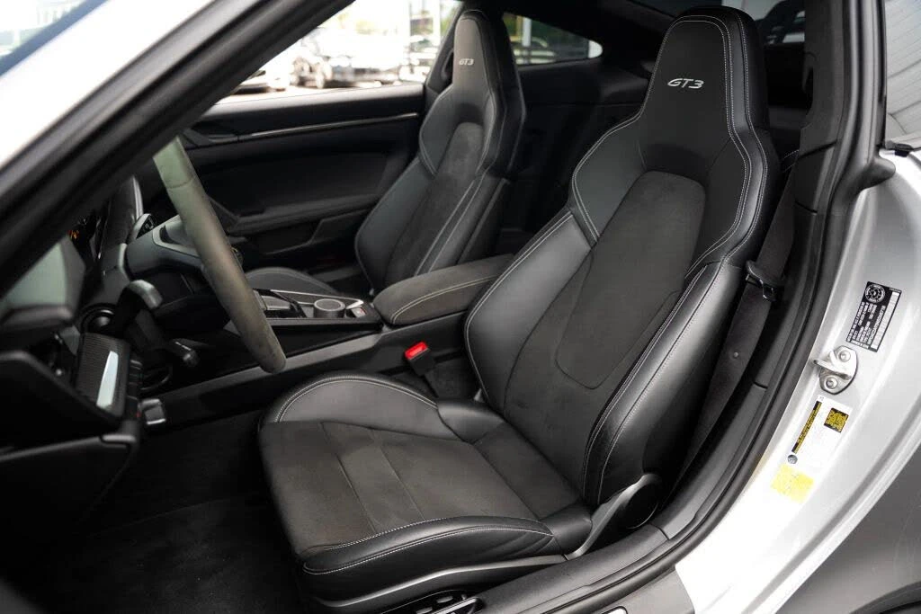2022 Porsche 992 GT3 - Image 14 of 31