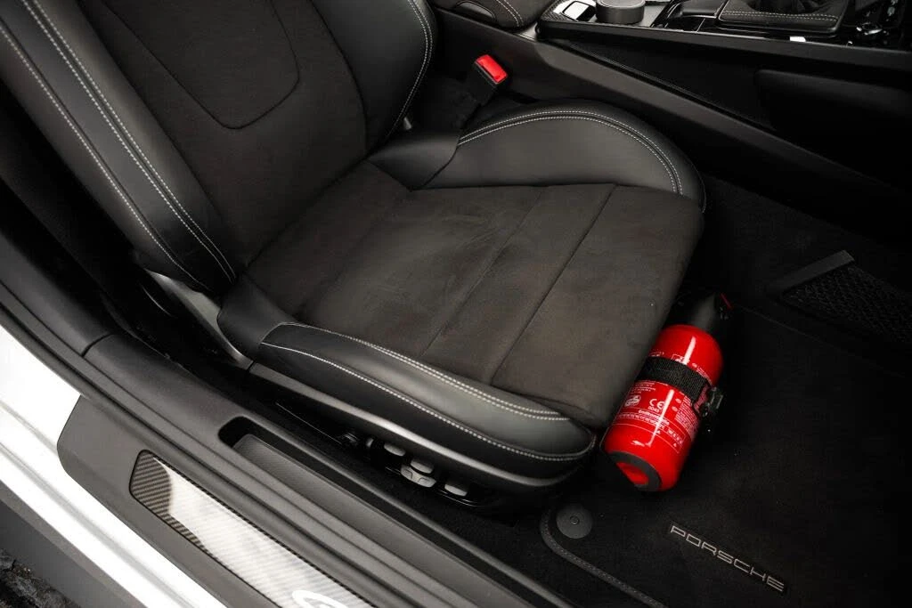 2022 Porsche 992 GT3 - Image 19 of 31
