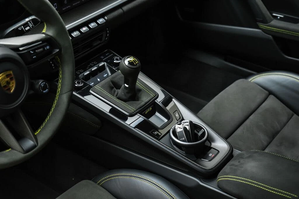 2022 Porsche 992 GT3 - Image 24 of 31