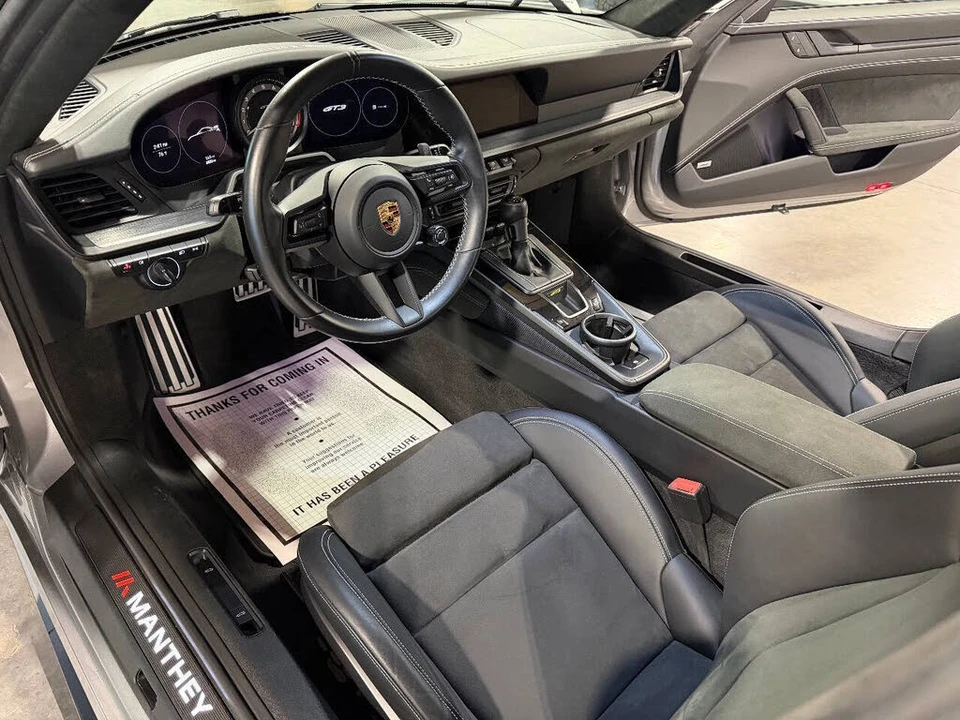 2022 Porsche 992 GT3 - Image 9 of 31