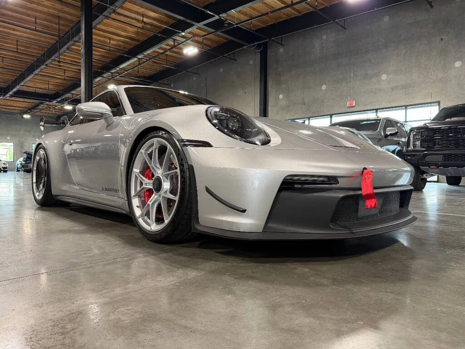 2022 Porsche 992 GT3 - Image 23 of 31