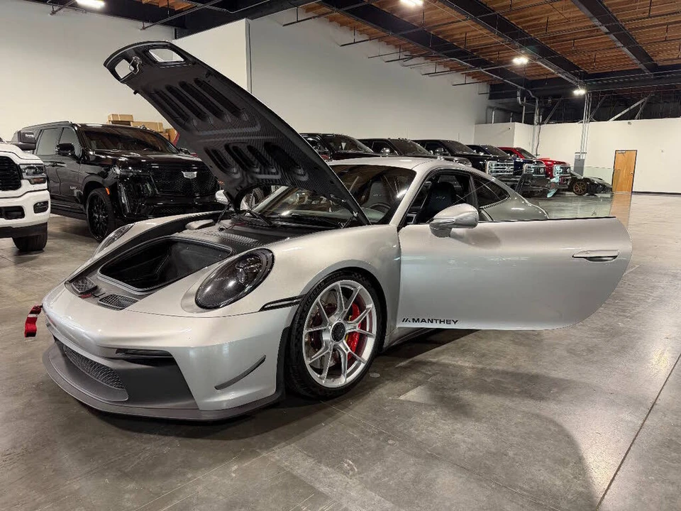 2022 Porsche 992 GT3 - Image 12 of 31