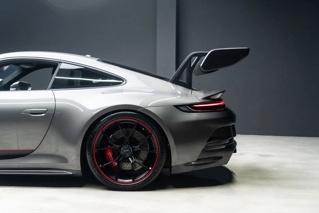 2022 Porsche 992 GT3 - Image 29 of 31