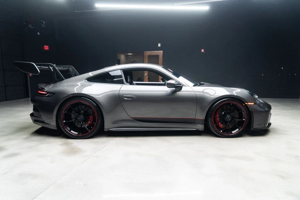 2022 Porsche 992 GT3 - Image 16 of 31