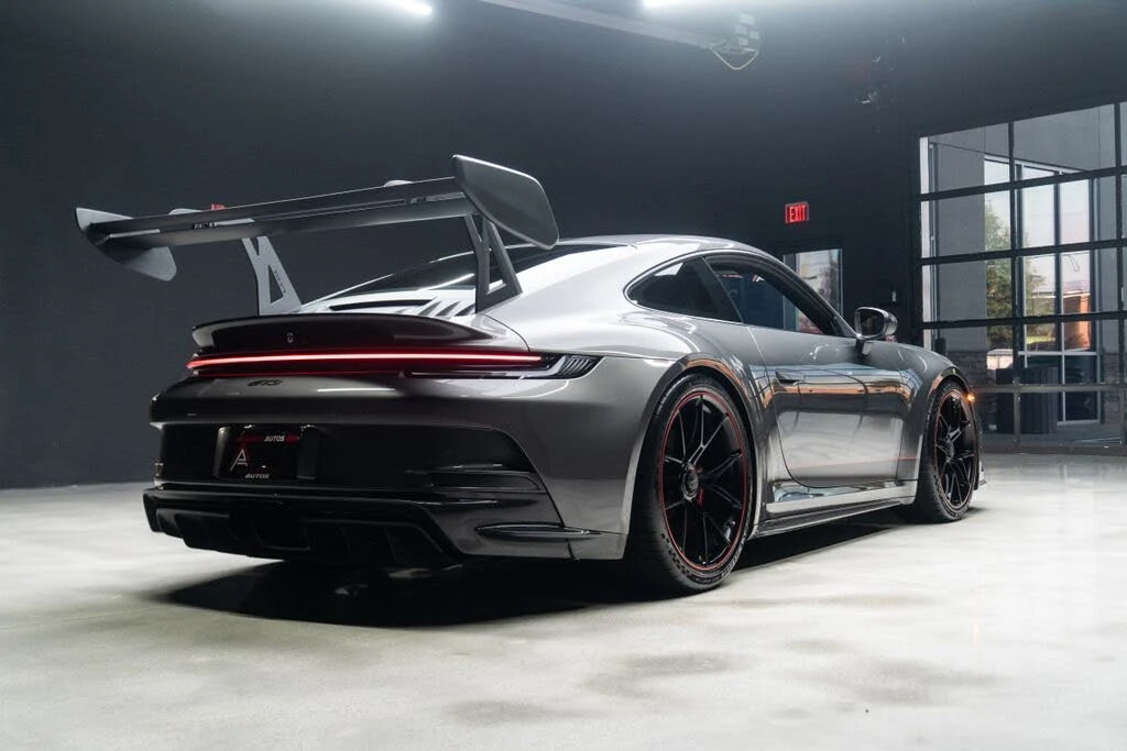 2022 Porsche 992 GT3 - Image 21 of 31