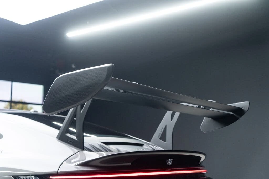 2022 Porsche 992 GT3 - Image 30 of 31