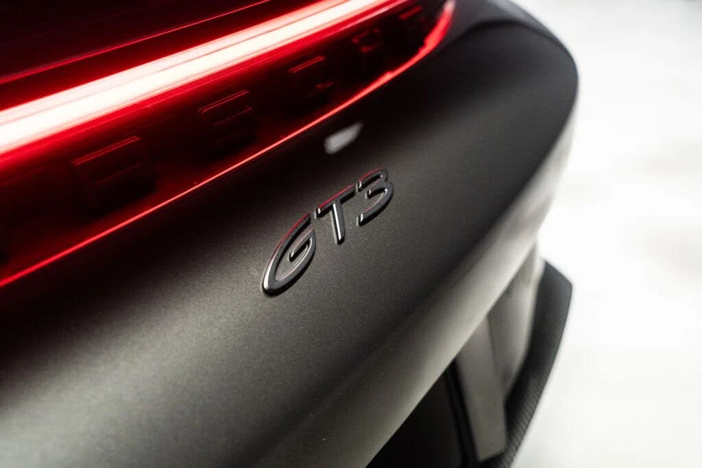 2022 Porsche 992 GT3 - Image 27 of 31