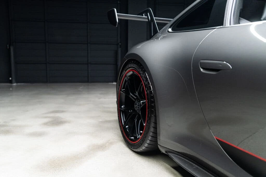 2022 Porsche 992 GT3 - Image 17 of 31