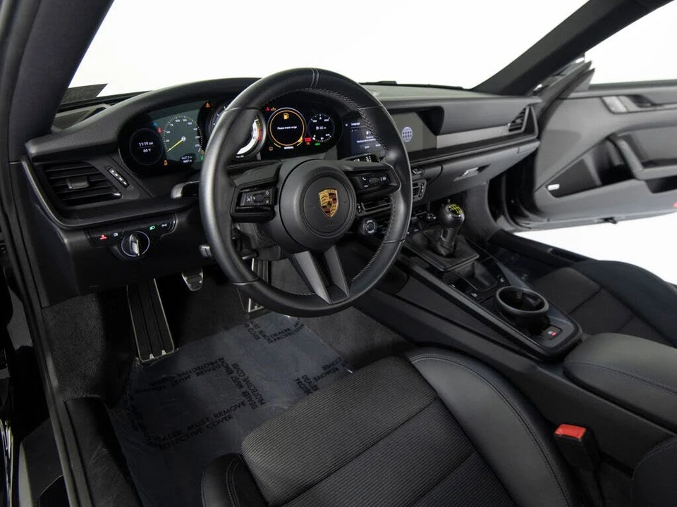 2022 Porsche 992 GT3 - Image 4 of 31