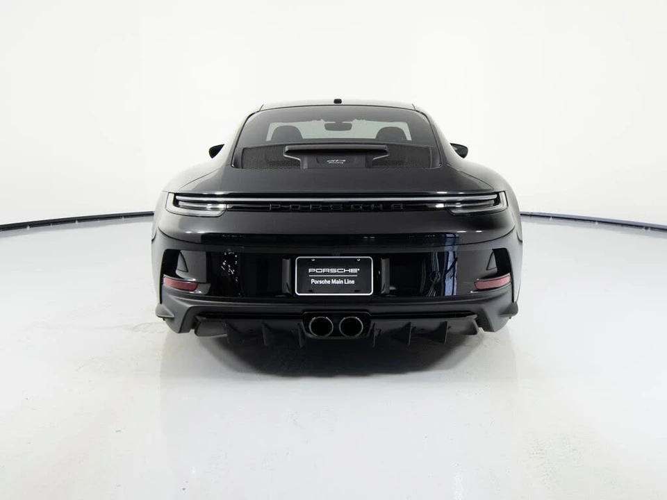 2022 Porsche 992 GT3 - Image 9 of 31