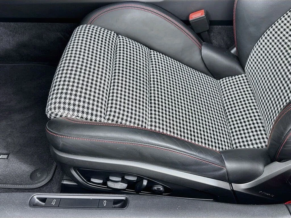 2022 Porsche 992 GT3 - Image 13 of 31