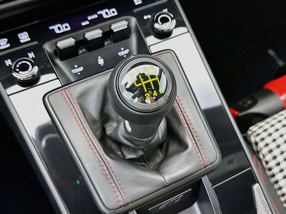 2022 Porsche 992 GT3 - Image 21 of 31