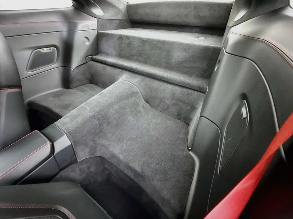 2022 Porsche 992 GT3 - Image 23 of 31